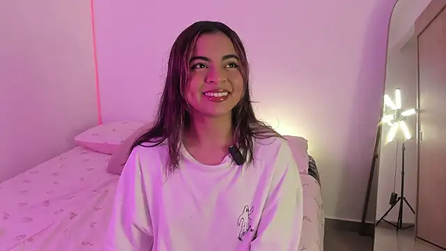 valy shyness online show from October 2025 12:23:02 AM