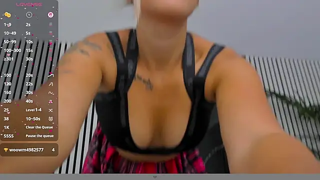 Snapshot of daisyblushh chatting on September 2025 07:10:02 PM daisyblushh online show from September 2025 07:10:02 PM
