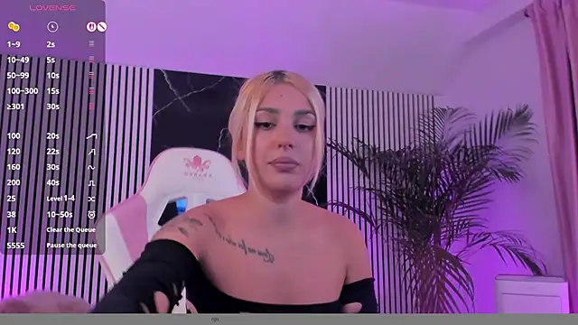 daisyblushh online show from November 2025 07:41:02 PM