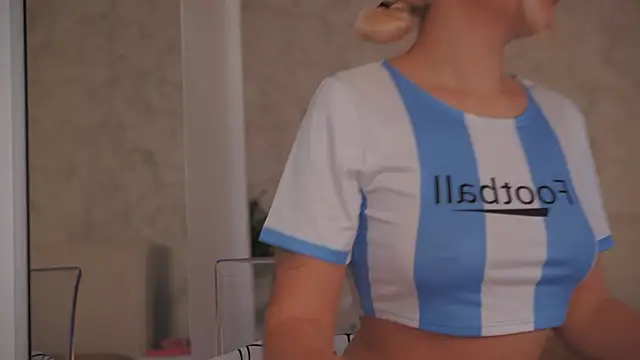 daisyblushh online show from February 2026 03:10:01 PM