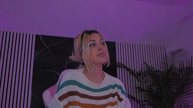 daisyblushh online show from January 2026 04:22:01 PM