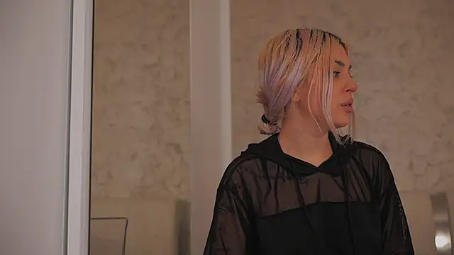 daisyblushh online show from February 2026 03:31:02 PM