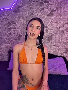 MaryAnneeXOO online show from November 2025 06:19:01 PM