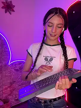 MaryAnneeXOO online show from November 2025 08:29:01 PM