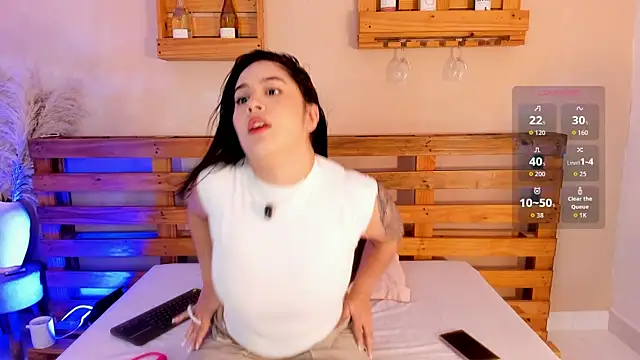 aisha duque online show from November 2025 07:50:02 PM