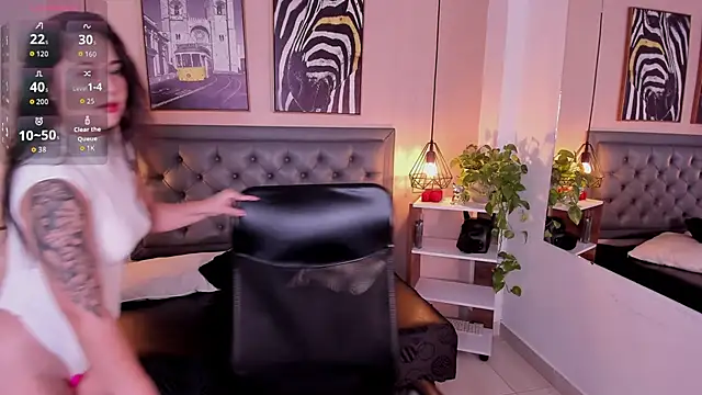 aisha duque online show from October 2025 07:46:01 PM