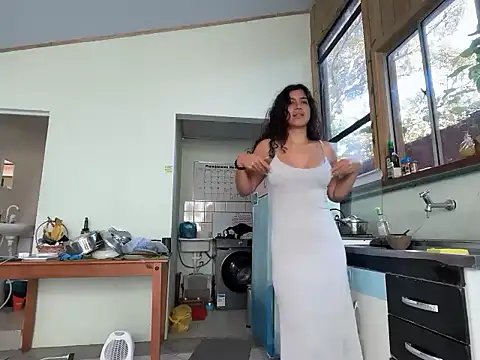 deusaludovica online show from May 2026 12:22:02 PM