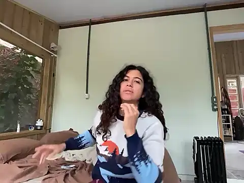 deusaludovica online show from May 2026 12:03:01 PM