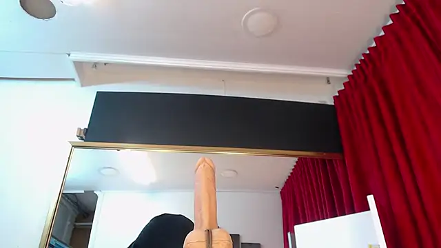 Angie Davis online show from September 2025 08:19:02 PM