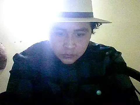jorgexsuil2hh online show from December 2025 01:00:01 AM