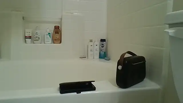 Scott654538 online show from October 2025 04:04:02 PM