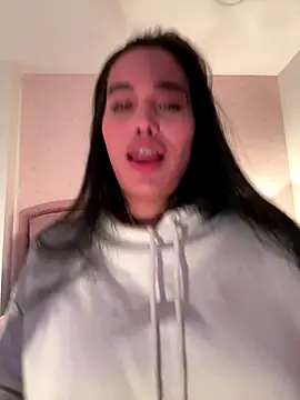 Snapshot of Bella__Wood chatting on October 2025 07:04:02 PM Bella  Wood online show from October 2025 07:04:02 PM