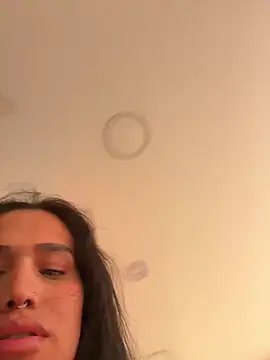 Bella  Wood online show from March 2026 09:50:01 PM