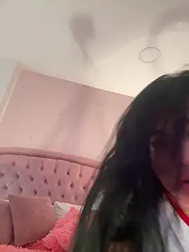 Bella  Wood online show from November 2025 03:48:02 PM