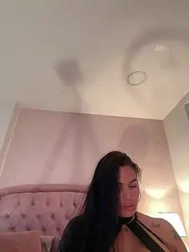 Bella  Wood online show from March 2026 08:47:01 PM