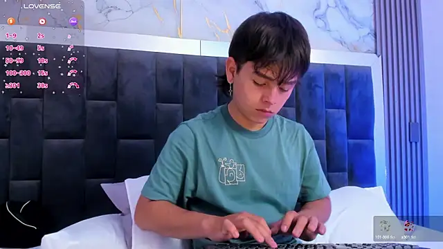 nico leroy online show from September 2025 10:20:01 PM