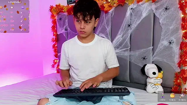 nico leroy online show from October 2025 07:36:02 PM