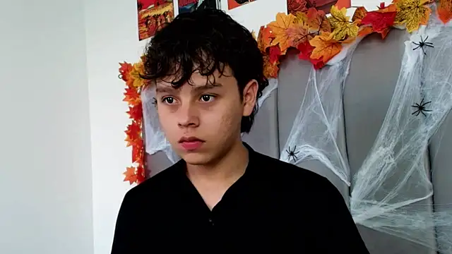 nico leroy online show from October 2025 10:20:01 PM