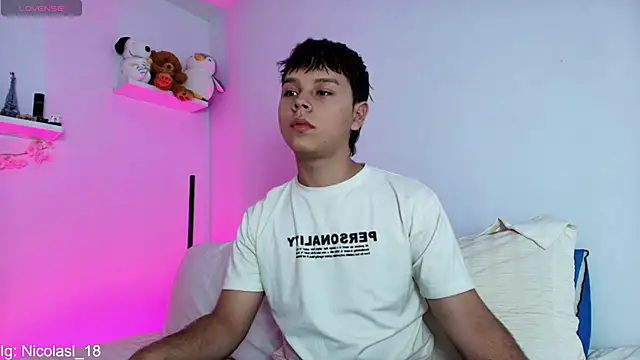 nico leroy online show from March 2026 05:35:02 PM