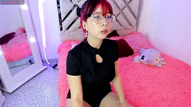 Snapshot of Nicol_Otome_ chatting on October 2025 03:29:02 AM Nicol Otome online show from October 2025 03:29:02 AM