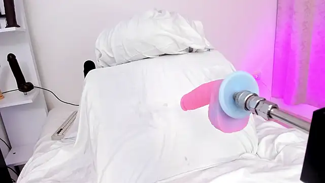 arynaughty20 online show from November 2025 09:08:01 PM