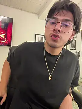 Elian savoy online show from October 2025 11:16:02 PM