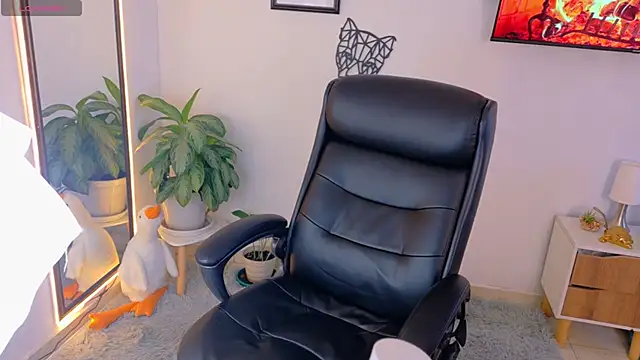 Elian savoy online show from September 2025 09:22:02 PM