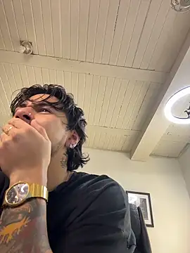 Elian savoy online show from October 2025 12:44:01 AM