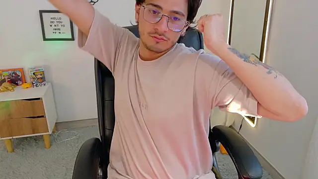 Elian savoy online show from December 2025 12:32:02 PM