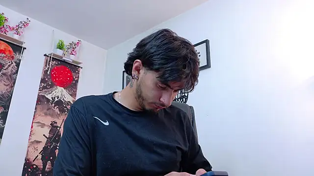 Snapshot of Elian_savoy chatting on July 2026 03:48:01 AM Elian savoy online show from July 2026 03:48:01 AM