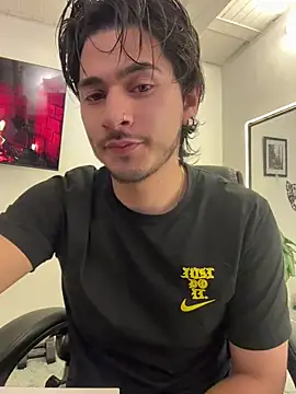 Elian savoy online show from October 2025 12:23:02 AM