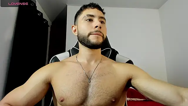 Snapshot of bryan_mugn chatting on November 2025 03:50:02 AM bryan mugn online show from November 2025 03:50:02 AM