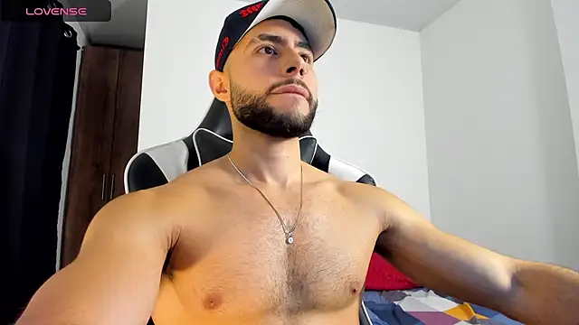 Snapshot of bryan_mugn chatting on November 2025 01:54:02 AM bryan mugn online show from November 2025 01:54:02 AM