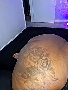 Snapshot of Thickkemzz41 chatting on September 2025 11:10:02 PM Thickkemzz41 online show from September 2025 11:10:02 PM
