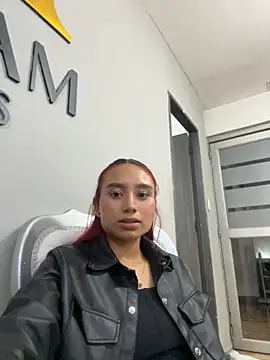 Snapshot of ximena_vasquez8 chatting on October 2025 03:19:01 AM ximena vasquez8 online show from October 2025 03:19:01 AM
