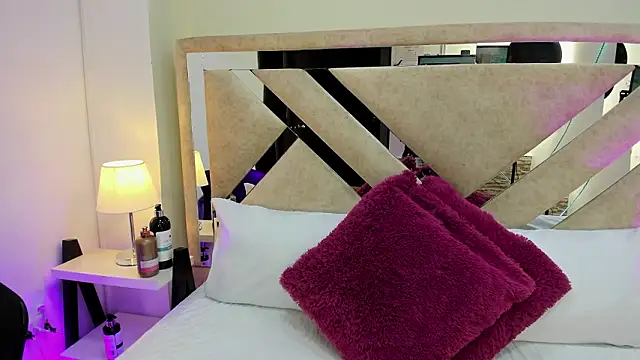 ximena vasquez8 online show from March 2026 03:30:02 AM