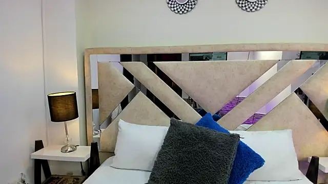 ximena vasquez8 online show from February 2026 02:47:01 AM