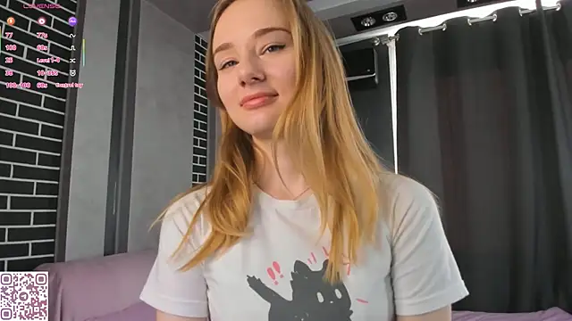 Snapshot of ElvinaRose chatting on October 2025 03:41:01 AM ElvinaRose online show from October 2025 03:41:01 AM