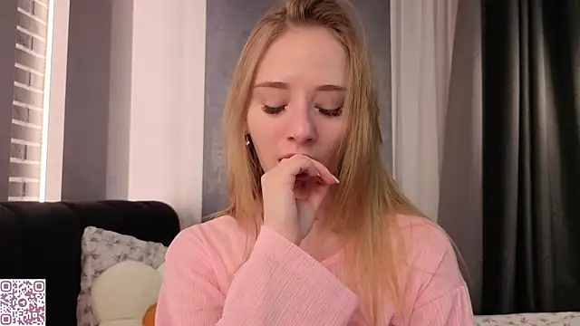 ElvinaRose online show from December 2025 02:17:02 AM