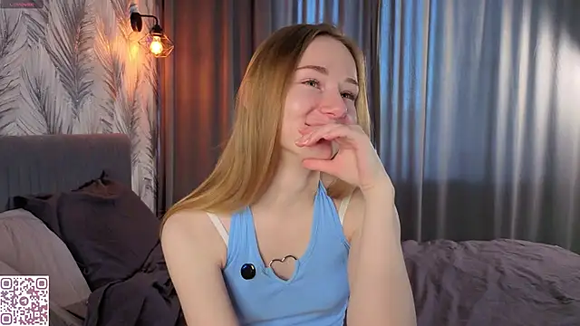 ElvinaRose online show from May 2026 04:28:01 AM