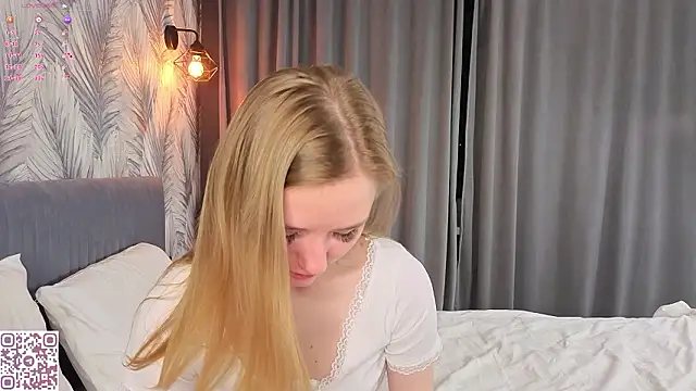 ElvinaRose online show from February 2026 02:40:02 AM