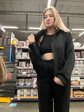 Snapshot of Cum_girlss chatting on November 2025 03:22:01 AM Cum girlss online show from November 2025 03:22:01 AM