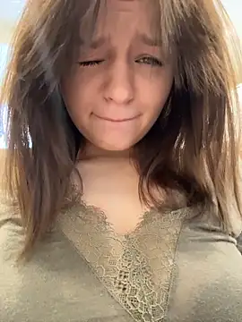 Snapshot of Cum_girlss chatting on April 2026 04:19:01 AM Cum girlss online show from April 2026 04:19:01 AM
