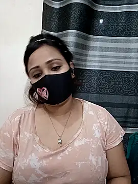 Snapshot of Mow_955 chatting on October 2025 07:02:02 PM Mow 955 online show from October 2025 07:02:02 PM