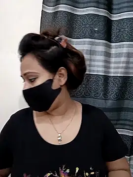 Snapshot of Mow_955 chatting on October 2025 07:14:01 PM Mow 955 online show from October 2025 07:14:01 PM