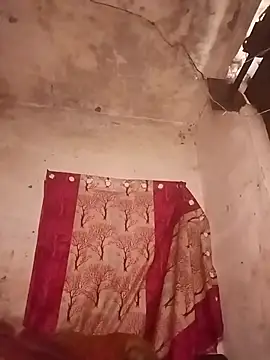 Snapshot of Babhi_Love chatting on December 2025 09:03:02 AM Babhi Love online show from December 2025 09:03:02 AM