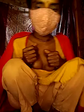 Snapshot of Babhi_Love chatting on February 2026 04:40:02 PM Babhi Love online show from February 2026 04:40:02 PM