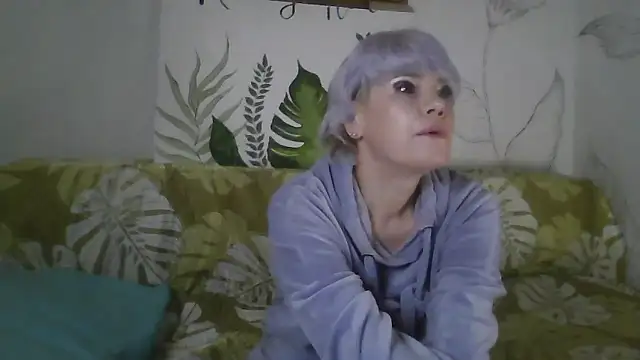 Catty Lady online show from January 2026 06:23:02 PM