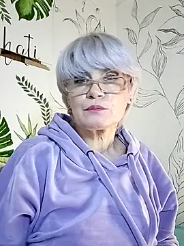 Catty Lady online show from February 2026 08:39:01 PM