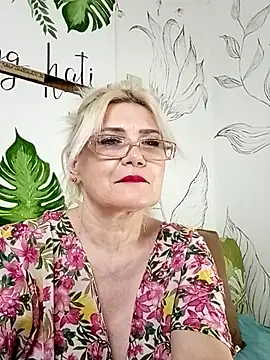 Snapshot of Catty_Lady chatting on July 2026 07:03:01 PM Catty Lady online show from July 2026 07:03:01 PM